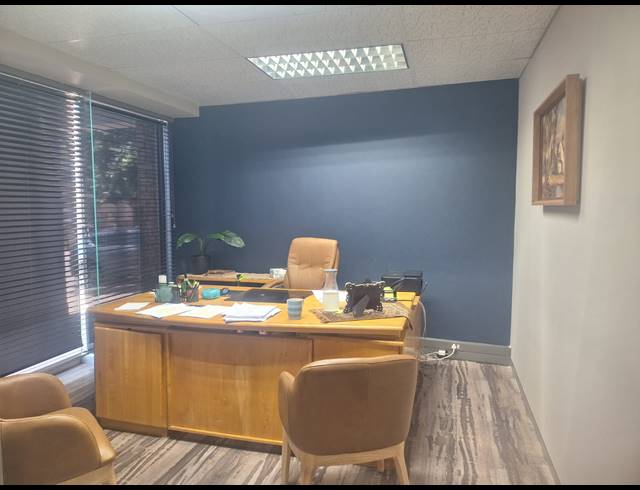 144M² OFFICE TO LET IN NELSPRUIT CENTRAL